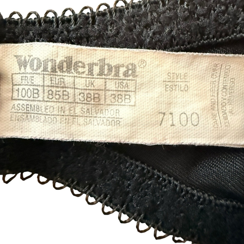 Vintage Wonderbra‎ 38B Bra Black Lace Satin Shiny Second Skin Push Up Padded - Picture 7 of 7